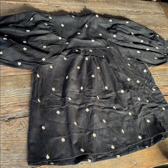 Entro black babydoll mini gold embroidered flowered poof sleeves NWOT size XL - Picture 9 of 9
